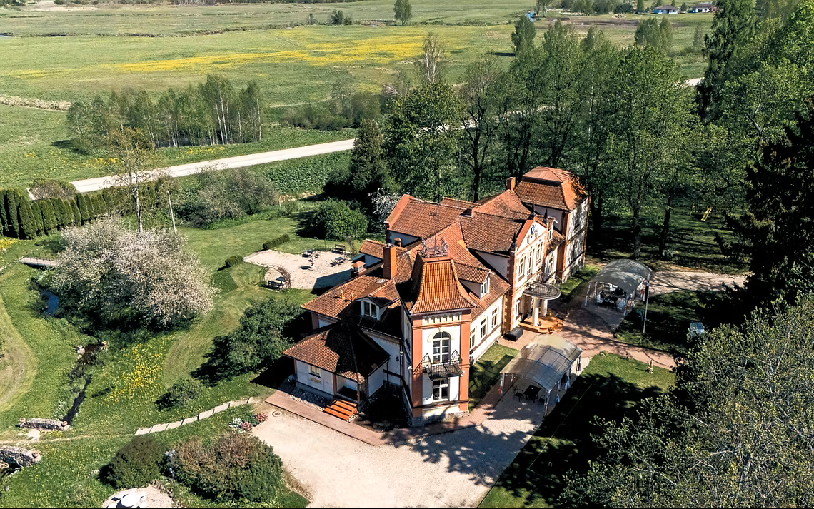Mārcienas muiža