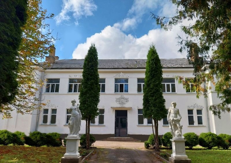 Ābeļu muiža & Dārza komplekss