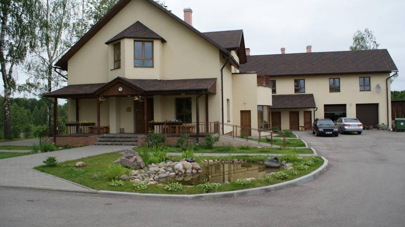 Rudzupuķes viesu nams