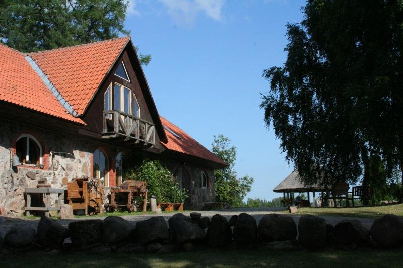 Denderi viesu nams