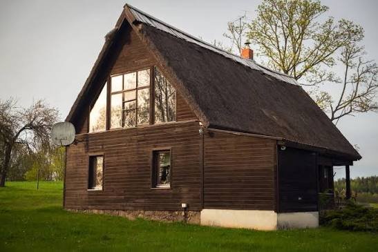 Viesu māja un Pirts "Laukezers"