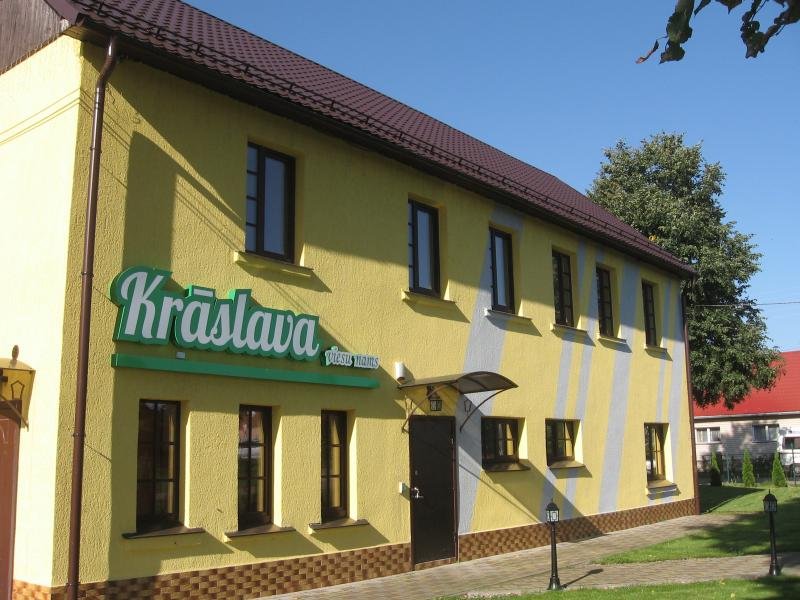 Krāslava viesu nams