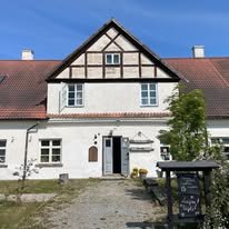 Baltā māja brīvdienu māja